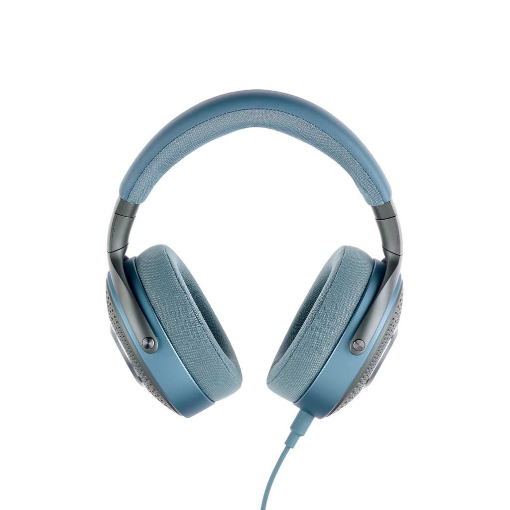azurys_face_cable.webp