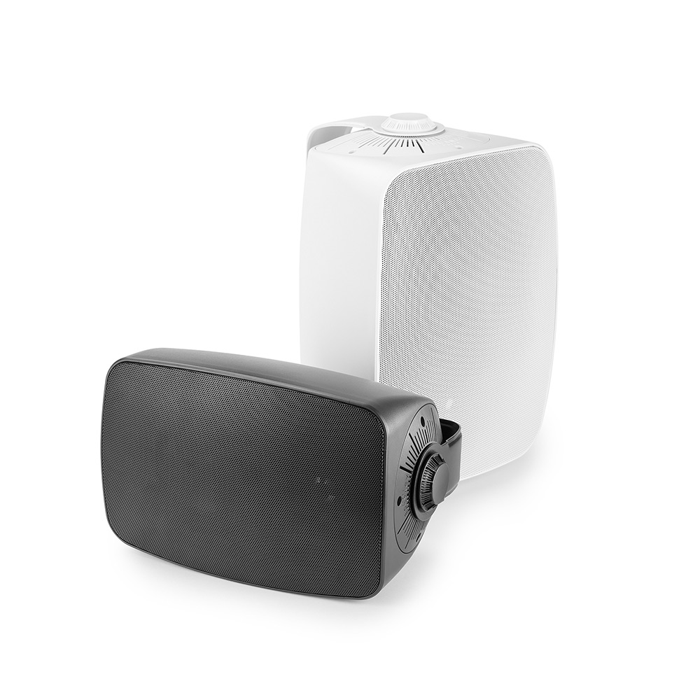 A_SP4T_Black_SP6T_White_3_4_duo.webp